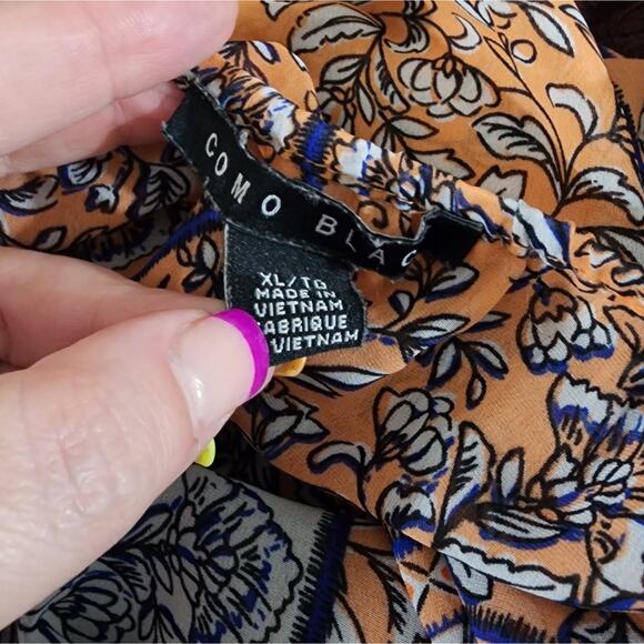 COMO Black boho‎ bell sleeve keyhole blouse size XL - Picture 6 of 7